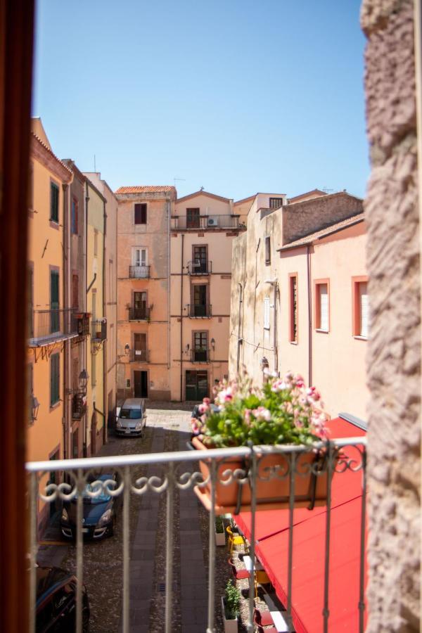 La Vecchia Torre Bosa Exterior foto